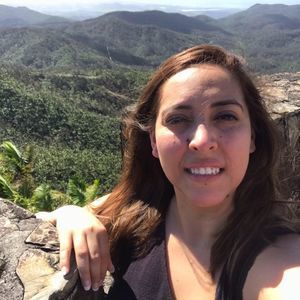 Meet your Posher, Laura